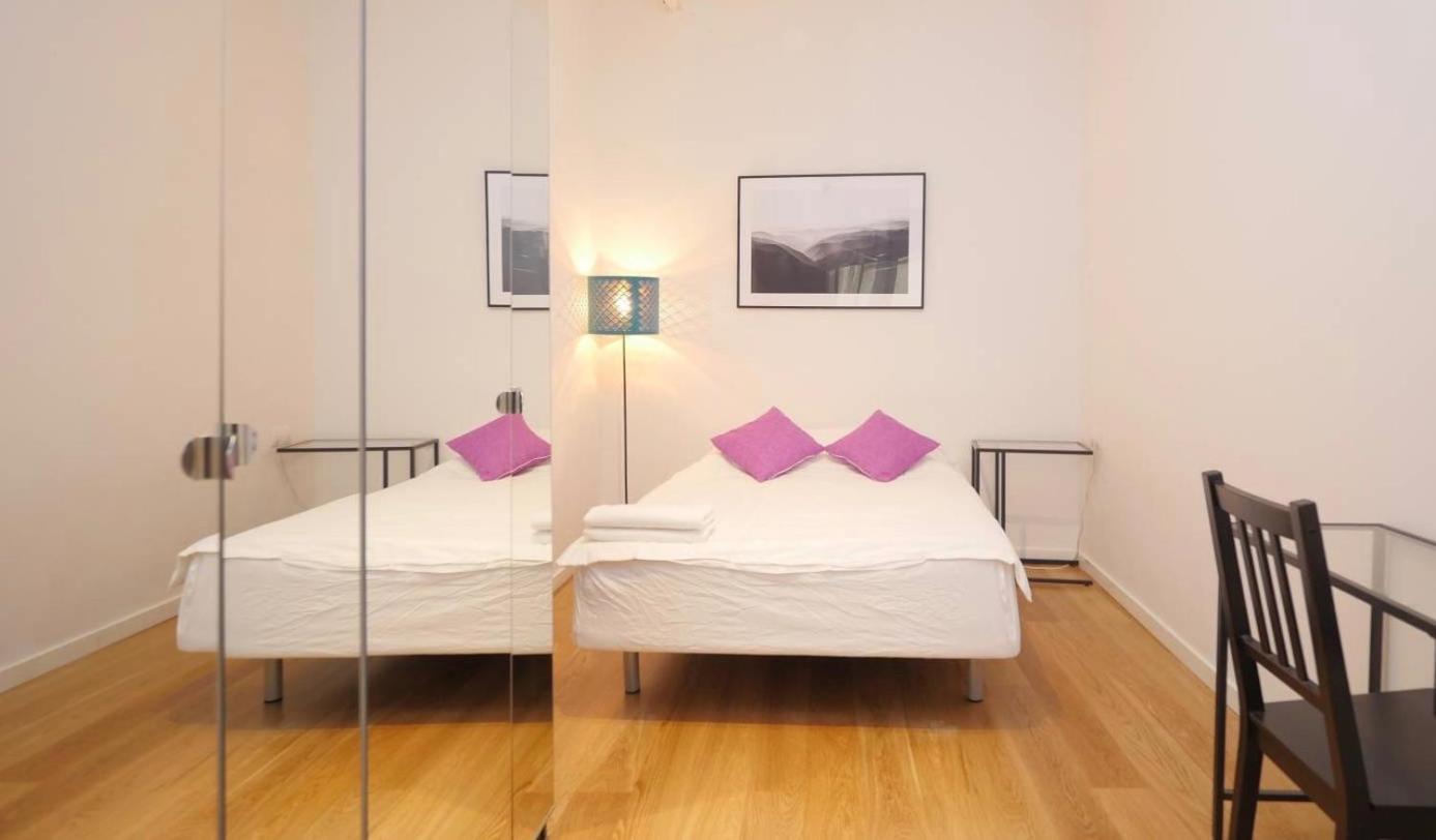 Unique Living Born Apartments & Studios Barcellona Esterno foto